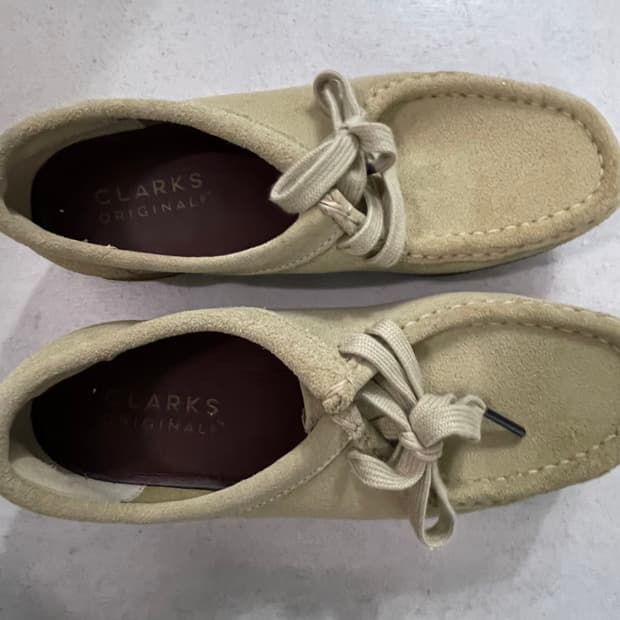 클락스 왈라비 스웨이드 베이지 235