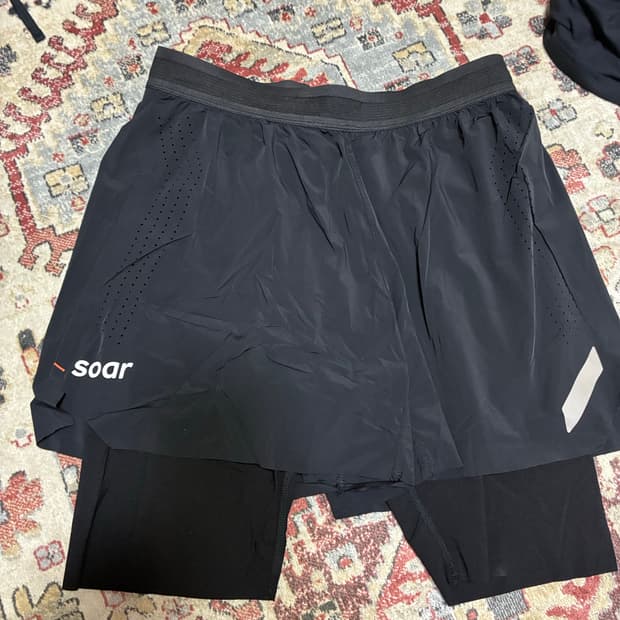 Soar dual run shorts 3.0
