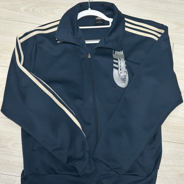 아디다스 빈티지 트랙탑