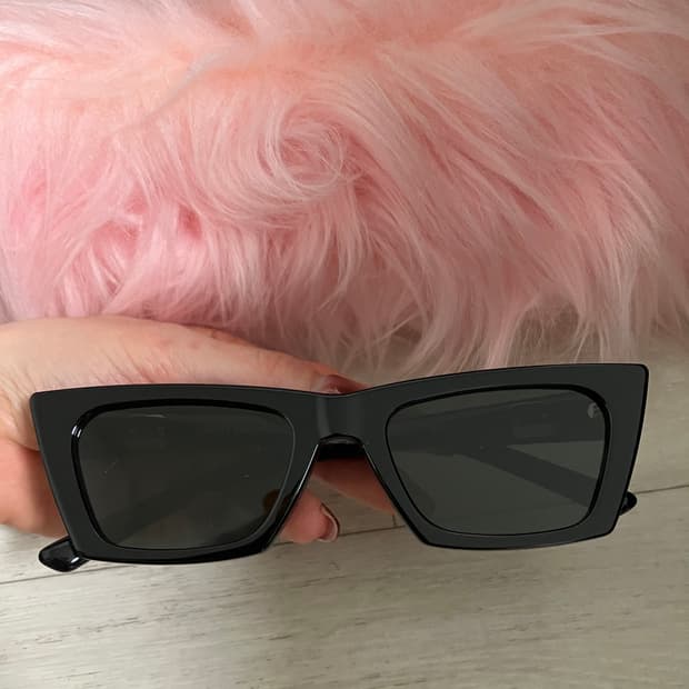 젠틀몬스터 제니 