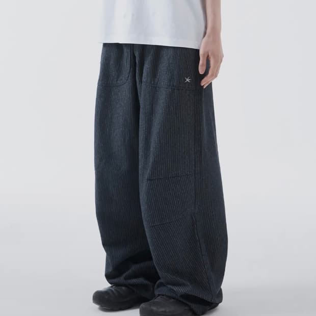 더콜디스트모먼트 스트라이프 팬츠