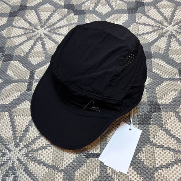 (OS) 로아 하이킹 캡 블랙