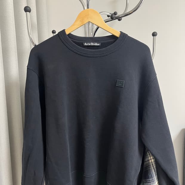 아크네 emoji 스웻셔츠M