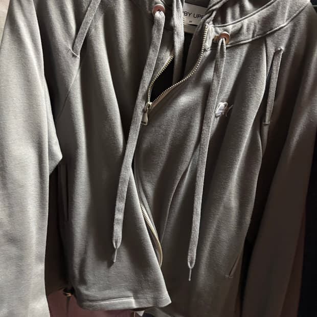 debby upper hoodie zipup os