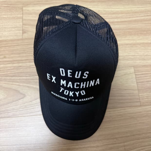 데우스 엑스 마키나 도쿄 볼캡