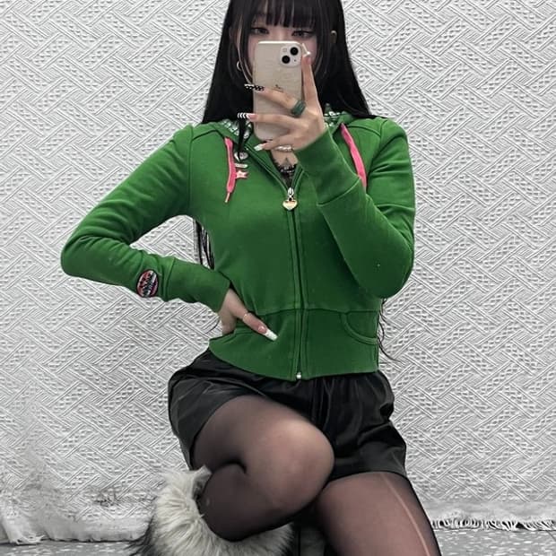 뉴발란스 스트릿 키치 Y2K 레트로그린 크롭 후드집업 85 C10308