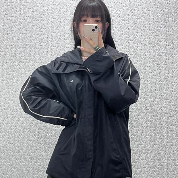 나이키 올드스쿨 스포티 클리마핏 라인 바람막이 자켓 L C12700