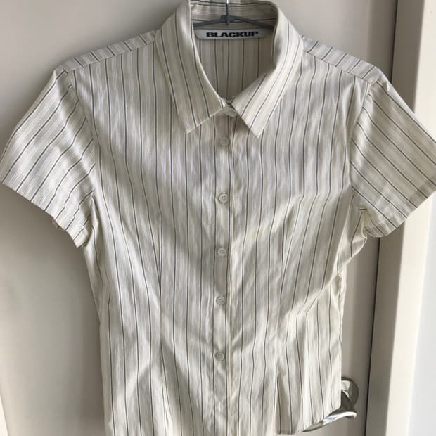 블랙업 반팔 셔츠