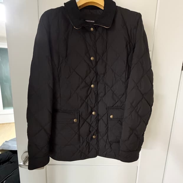 버커루 여자 경량패딩 M사이즈