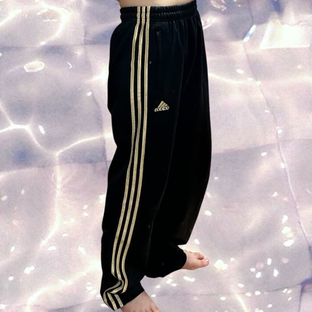 아디다스 마샬아츠 검골 블랙 골드 옐로우 삼선 와이드 트랙 팬츠 105 