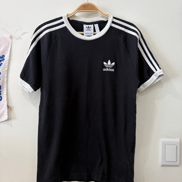 225. 아디다스 링거티 반팔