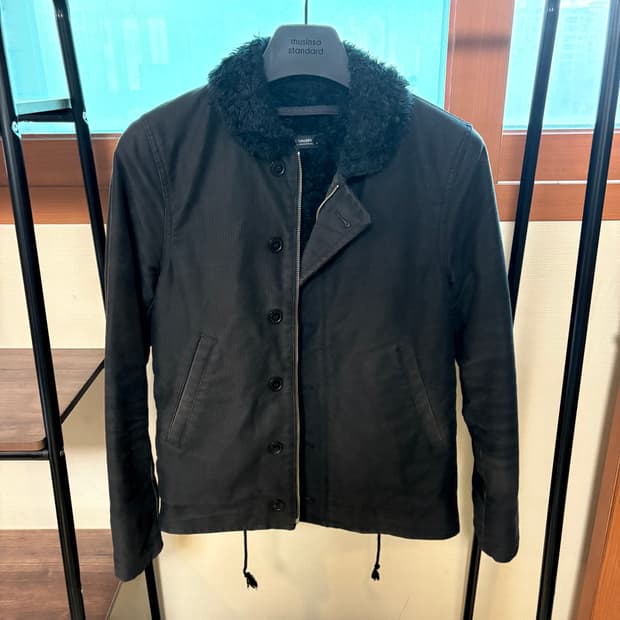 루드갤러리 덱자켓