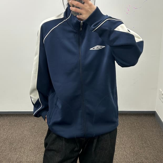 Umbro 엄브로 아이보리 네이비 배색 져지