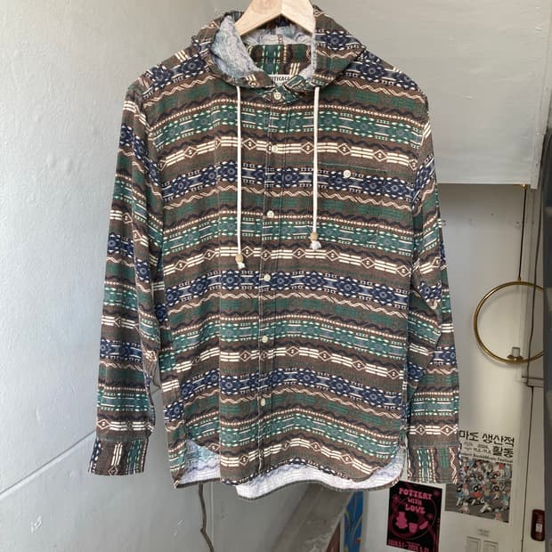 티티타카 패턴 후디 셔츠