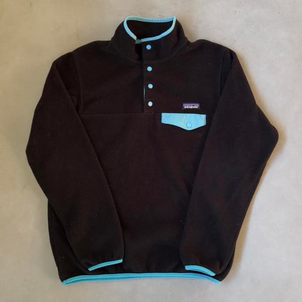 10s 파타고니아 신칠라 스냅-T 브라운/스카이블루