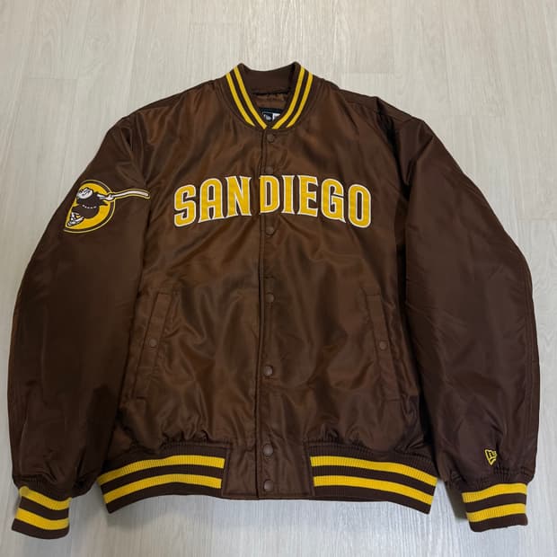 뉴에라 샌디에이고 스타디움 자켓