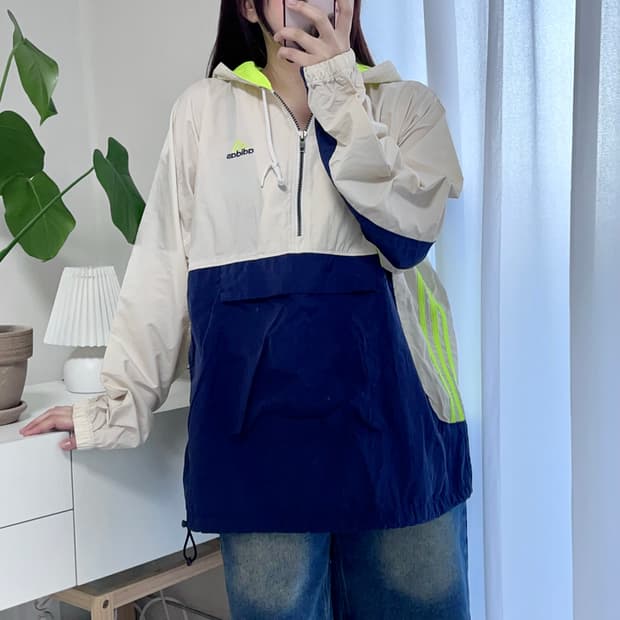 [정품] 아디다스 베이지 네이비 배색 아노락 [ L ]