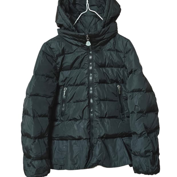 정품   몽클레르 키즈패딩/여6y