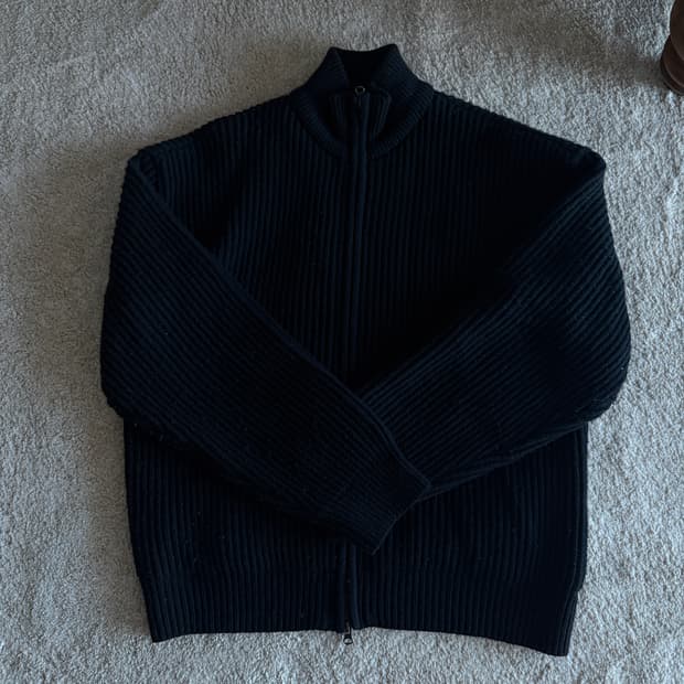 아모멘토 풀니들 집업 블루종