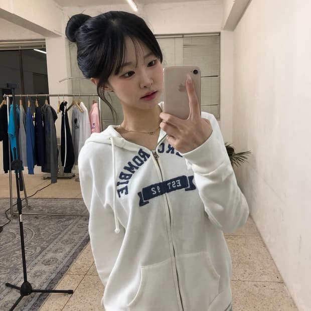 아베크롬비 딱붙핏 후드집업 화이트