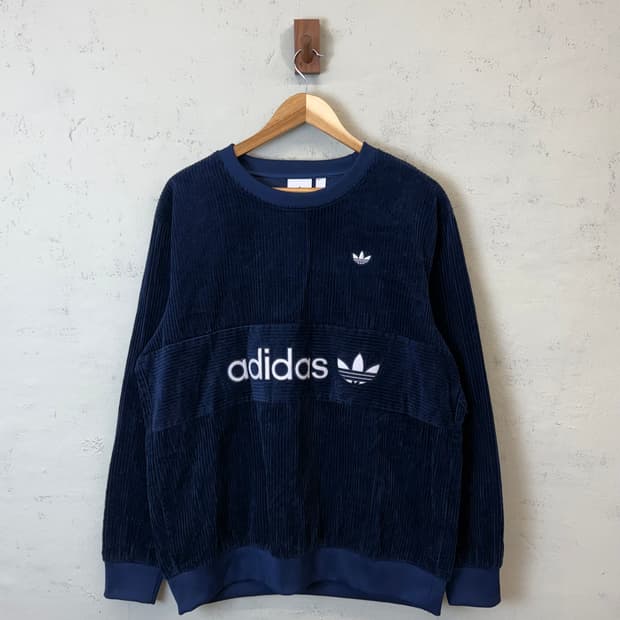 아디다스 코듀로이 맨투맨 네이비