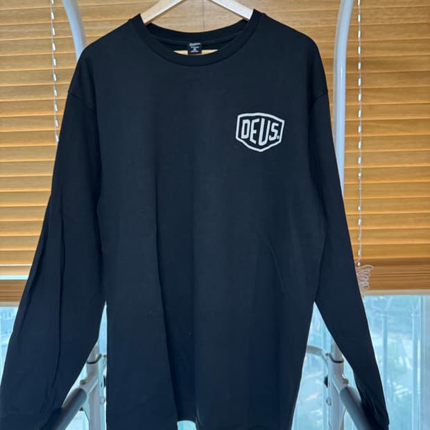 데우스 서울 롱슬리브 XL