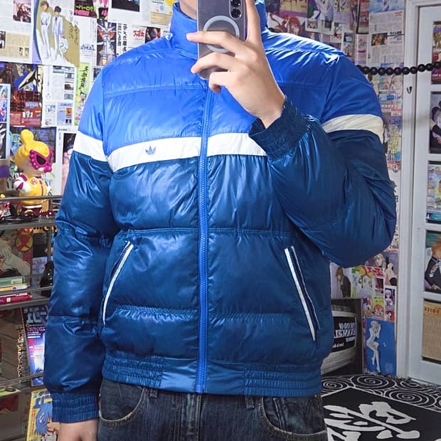 아디다스 블루 배색 유광 푸퍼 패딩