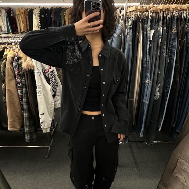 M)일본 빈티지 십자가 프린팅 블랙 셔츠