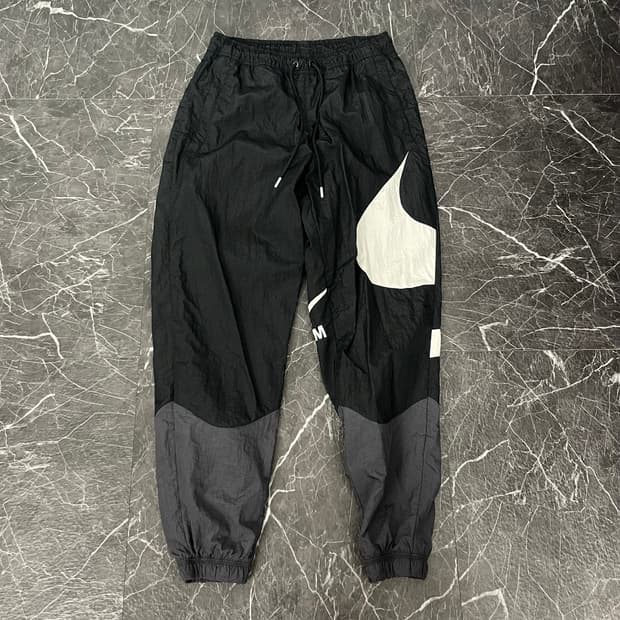나이키 빅스우시 나일론 우븐 조거 트랙팬츠