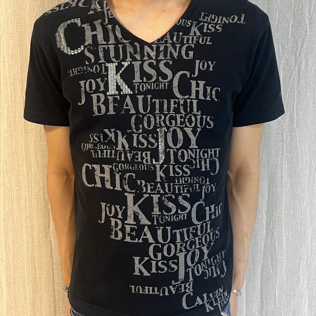 Calvin Klein Vneck T-shirt