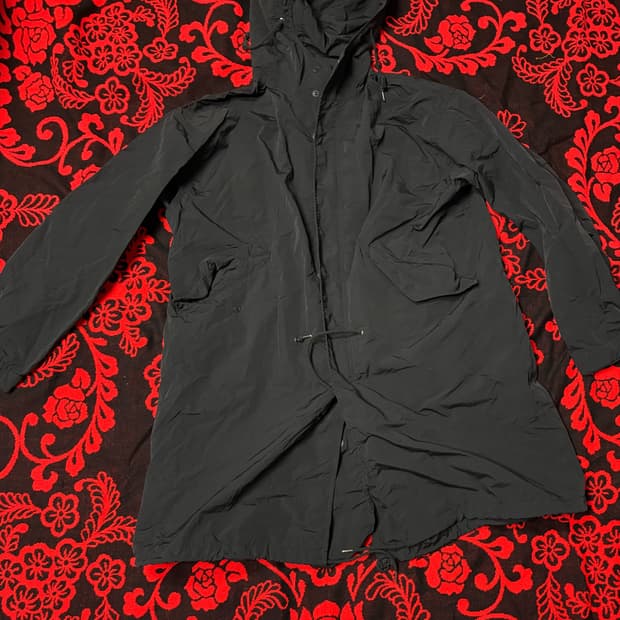 Fishtail Black-parka coat