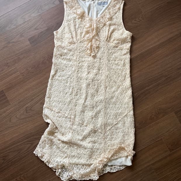 frill long dress