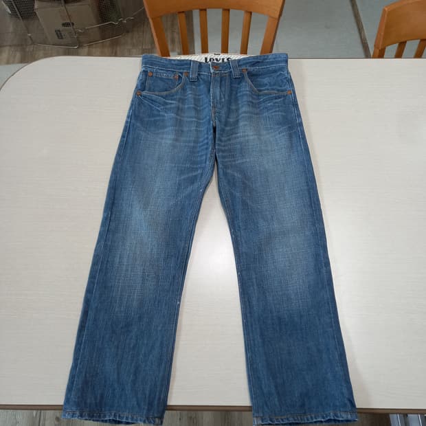 31 리바이스521 HongKong 워싱 일자진 31-507