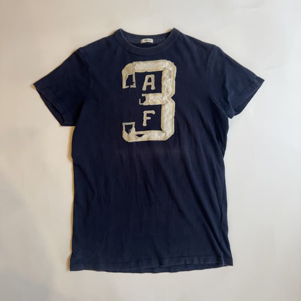 아베크롬비 NAVY NUMBER PATCH TEE