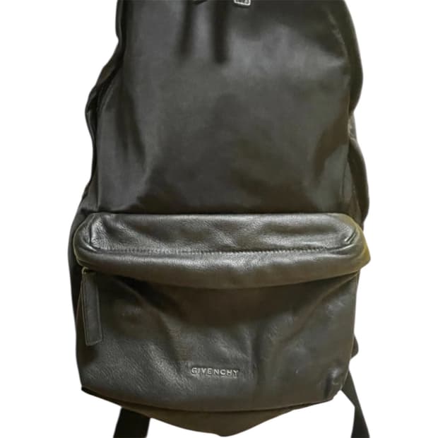 2011 지방시 리카르도티시 스터드 백팩