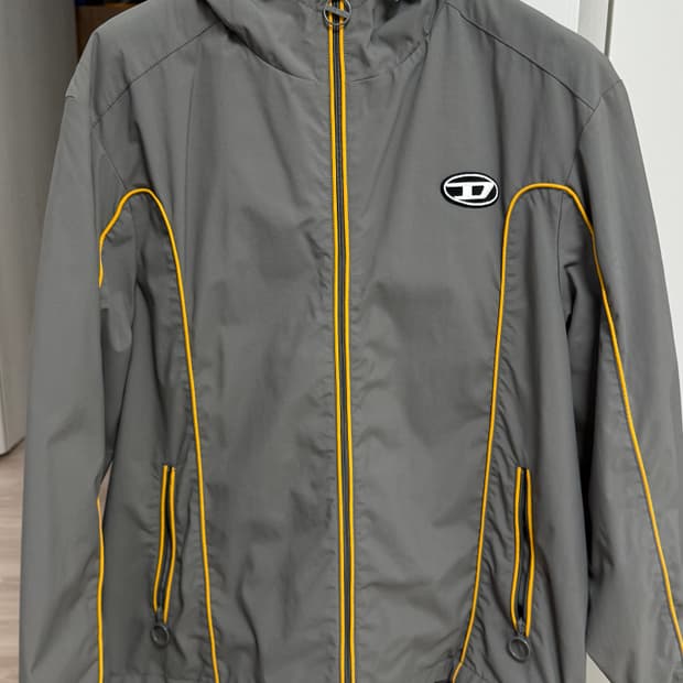 [L]디젤 J-하이브스 콘트라스트 파이핑 윈드브레이커 그레이