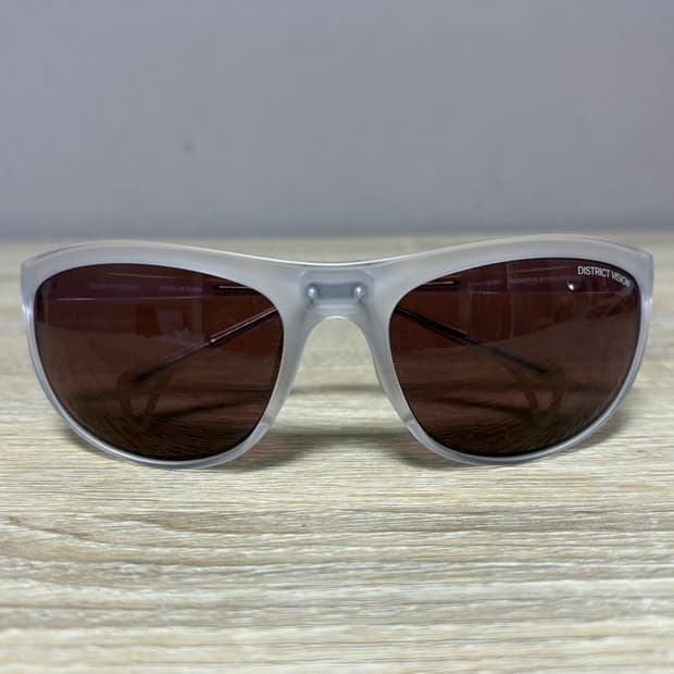 디스트릭트비전 타케요시 선글라스