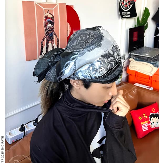 80-90s JPN Vintage Antique Pattern Scarf