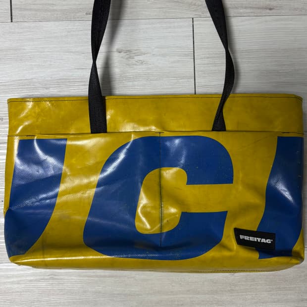 프라이탁 숄더백