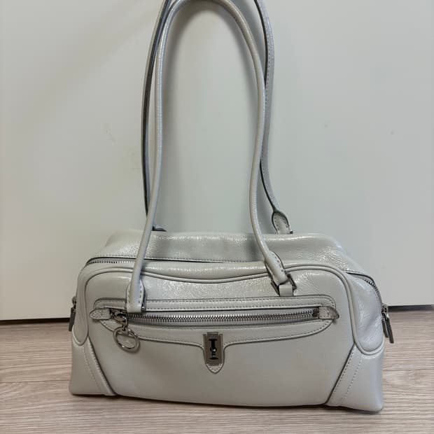 분크 Toque Cabin Crew 숄더 M 아이보리