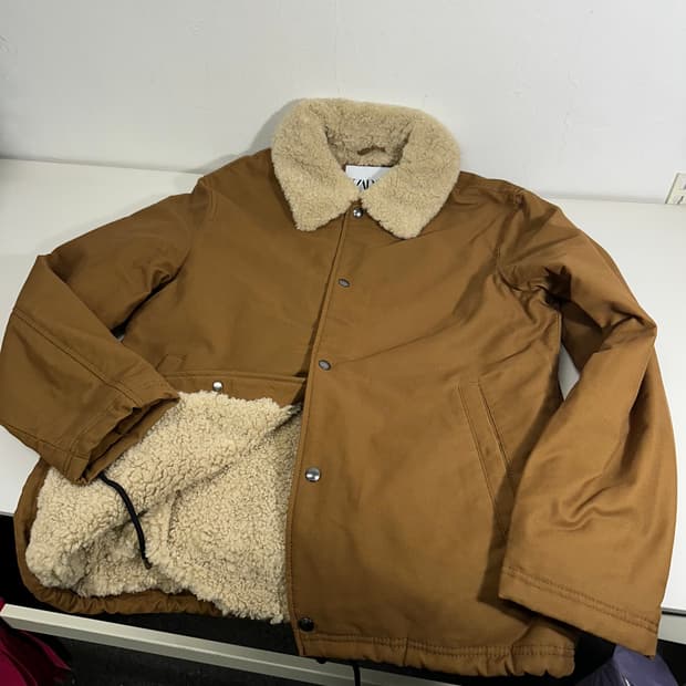 100 자라 브라운 누빔 양털 코치자켓