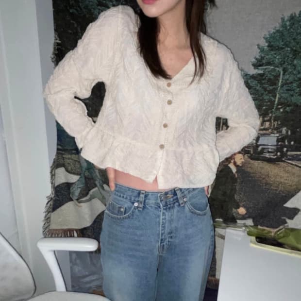 김아홉 수지 레이스 블라우스