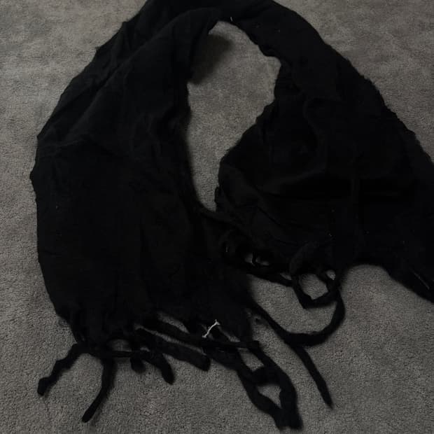 Vintage minial grunge mood black scarf
