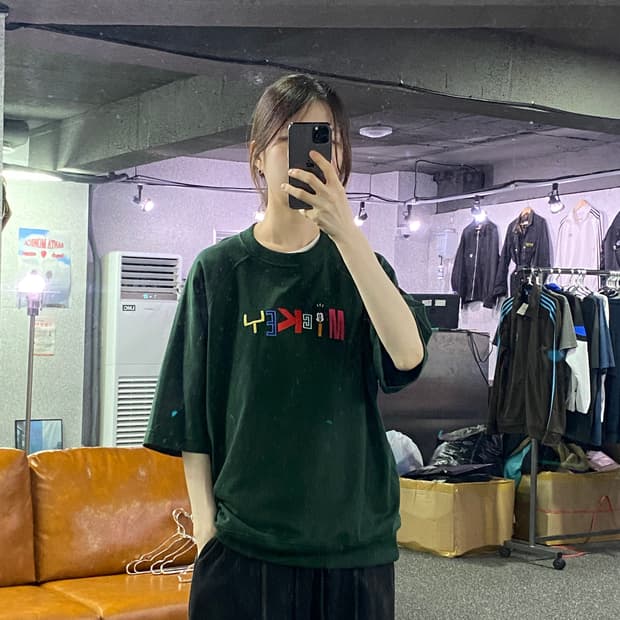 디즈니 미키마우스 이니셜 반팔티 B1847