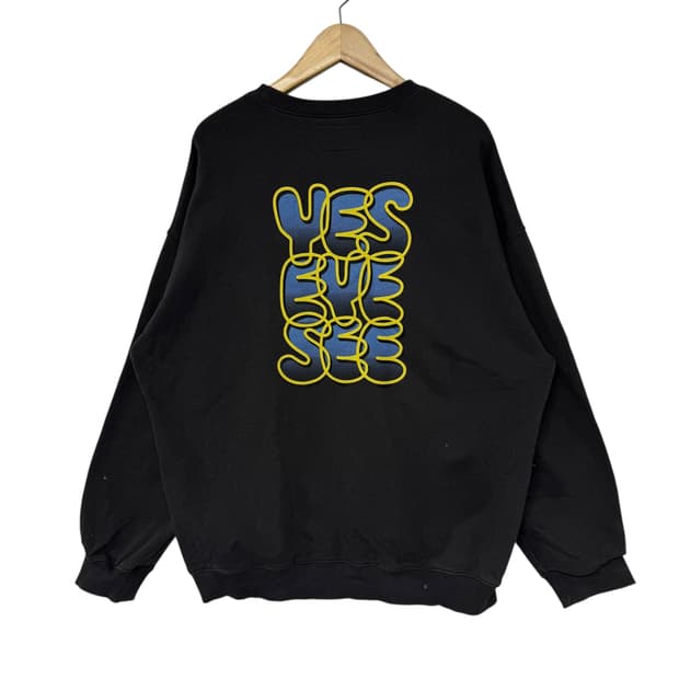 예스아이씨 백로고 맨투맨