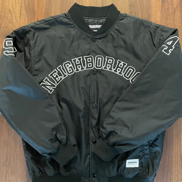 네이버후드 베이스볼 자켓