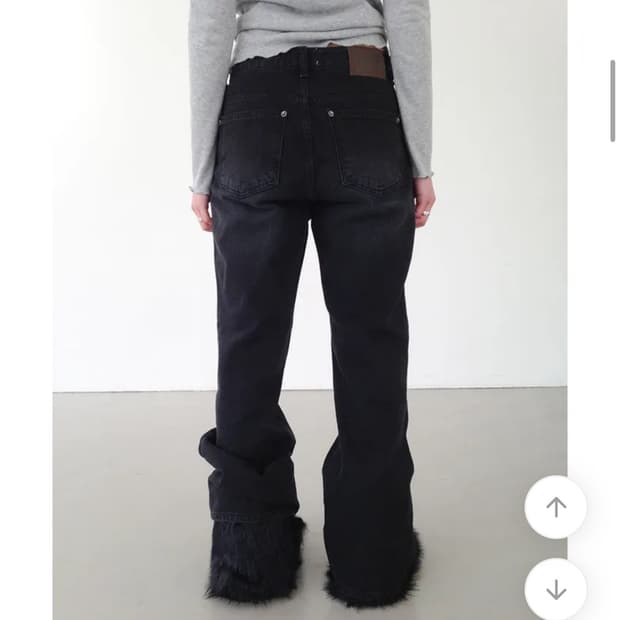 OOT/OOTJ 세미 와이드 부츠컷 블랙데님 팬츠 M