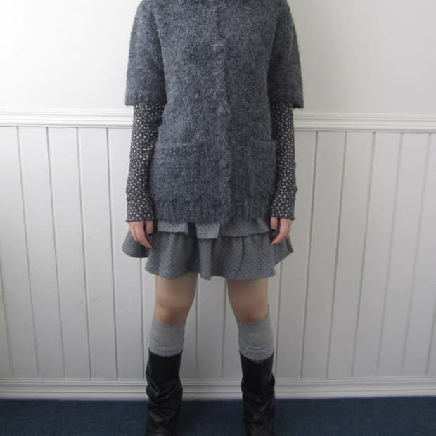 Ang projet 차콜 반팔 니트