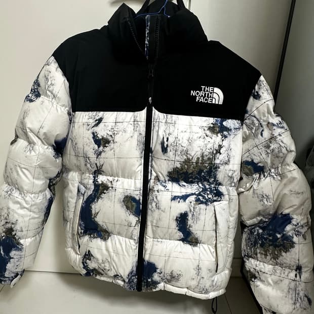 노스페이스 화이트 라벨 지구 패딩 L