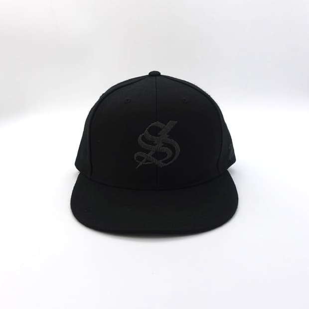 7UNION 고딕폰트 S 로고 캡